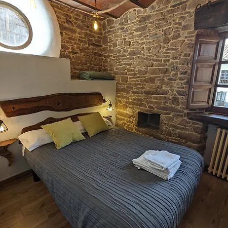 Casas De Isu Hotel *