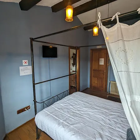 Casas De Isu Villaviciosa (Asturias)