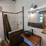 Casas De Isu Hotel *