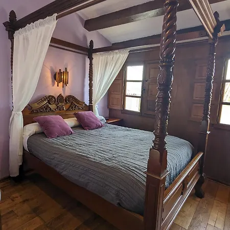 Casas De Isu Villaviciosa (Asturias)