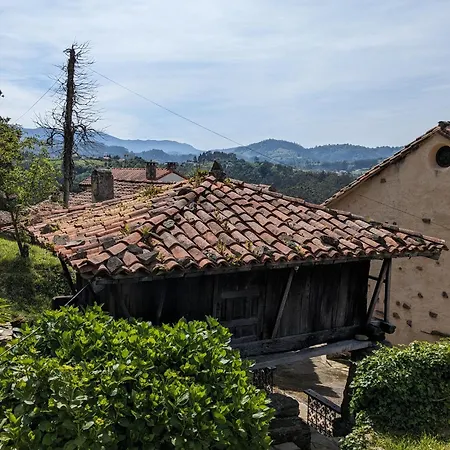 Casas De Isu Hotel