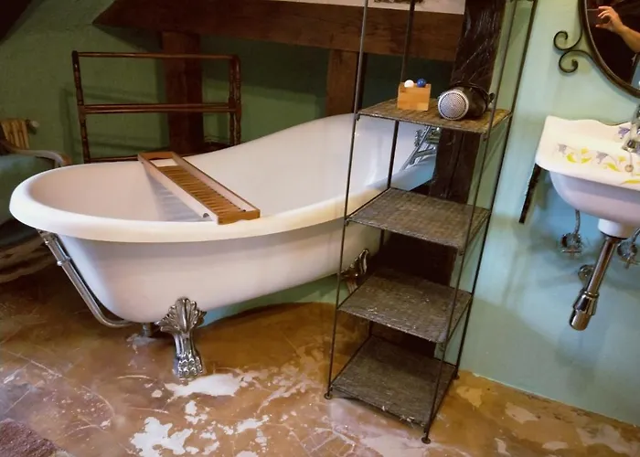 Casas De Isu Villaviciosa (Asturias)