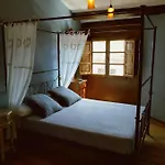 Casas De Isu