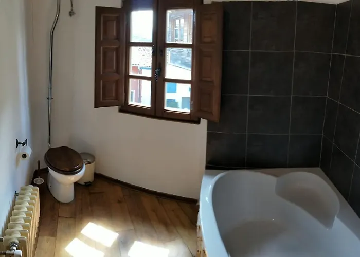 Hotel Casas De Isu Villaviciosa (Asturias)